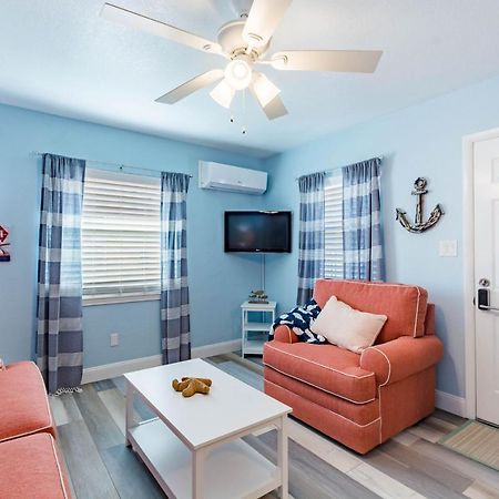 Upham Beach Inn St. Pete Beach Eksteriør billede