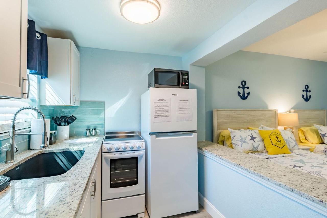 Upham Beach Inn St. Pete Beach Eksteriør billede