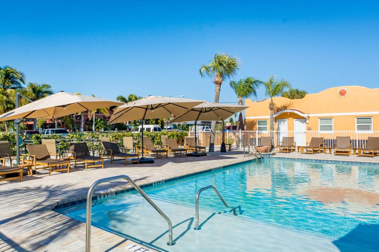 Upham Beach Inn St. Pete Beach Eksteriør billede