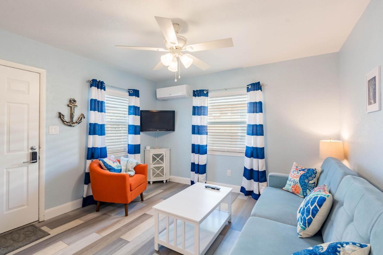 Upham Beach Inn St. Pete Beach Eksteriør billede