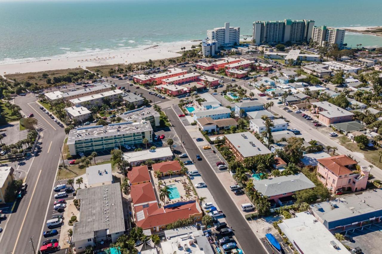 Upham Beach Inn St. Pete Beach Eksteriør billede